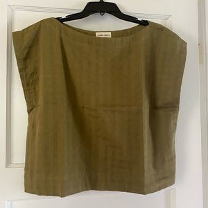 Laude The Label - Everyday Top in Olive Khadi